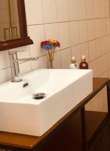 Калопанагиотес: Galaria House