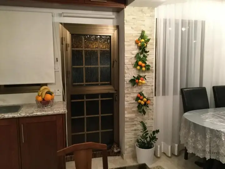 Лимассол: Nikola's House