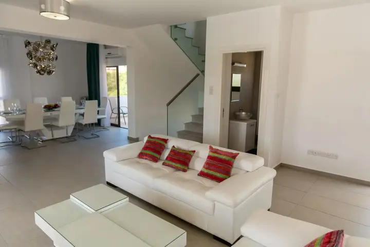 Айя-Напа: Villa Andriana