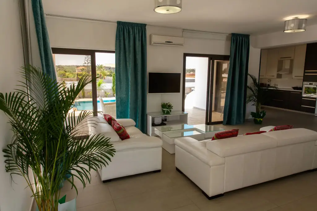 Айя-Напа: Villa Andriana