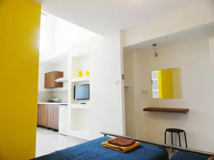 Айя-Напа: Rainbow Apartments