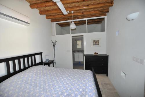 Лекара: Annis House