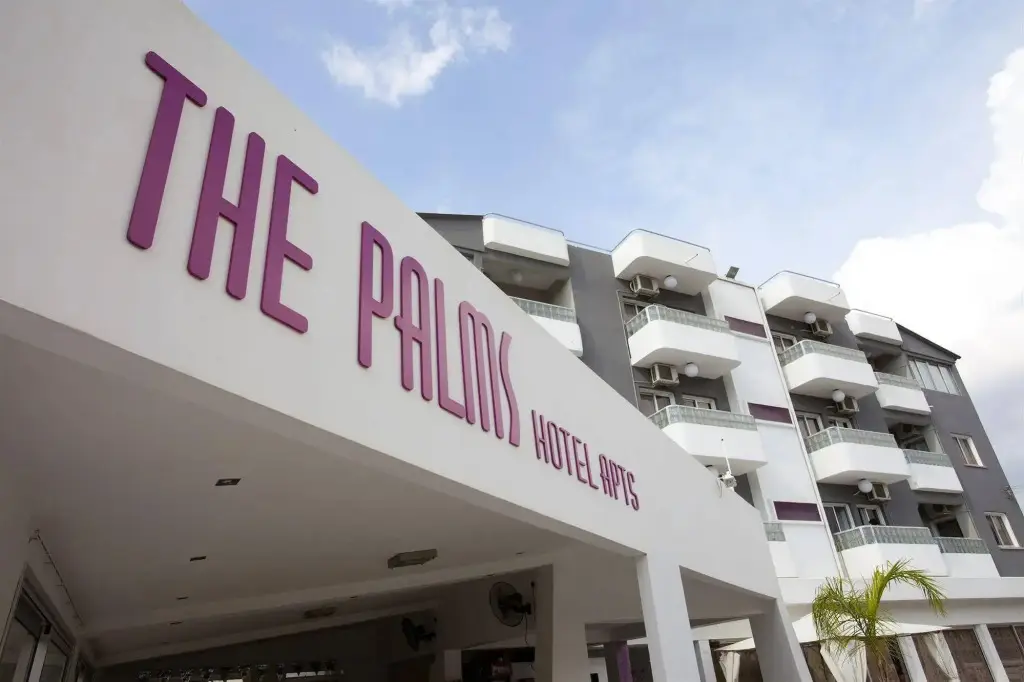 The Palms Hotel Apartments — фото 1