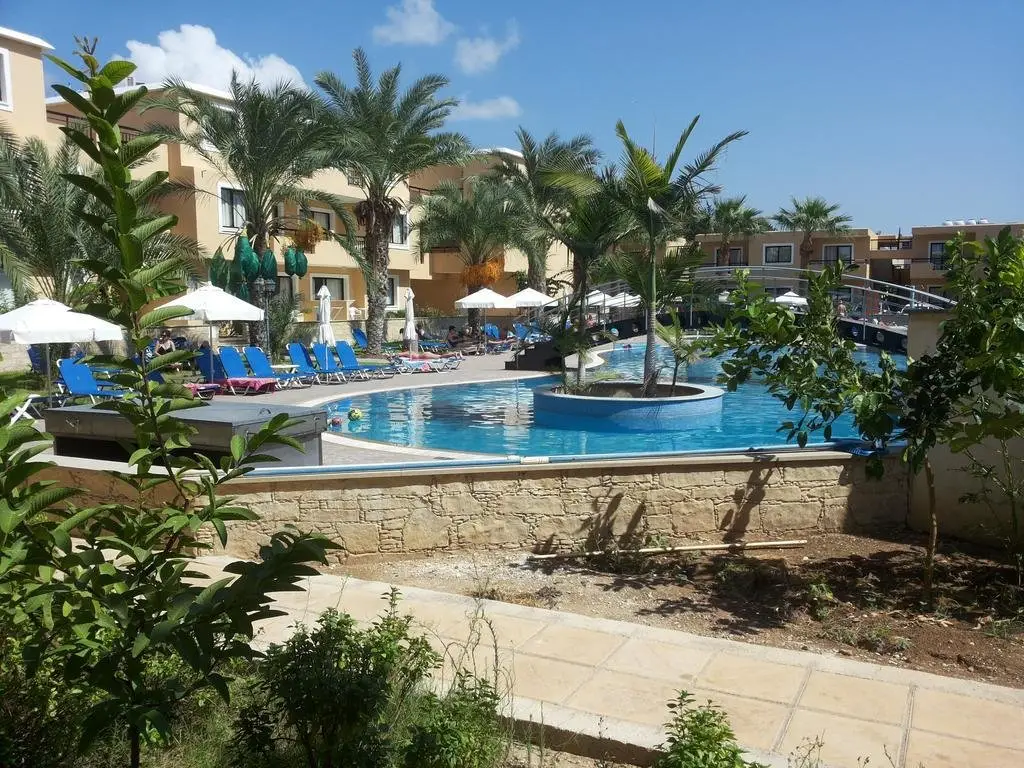 Пафос: Pagona Holiday Apartments