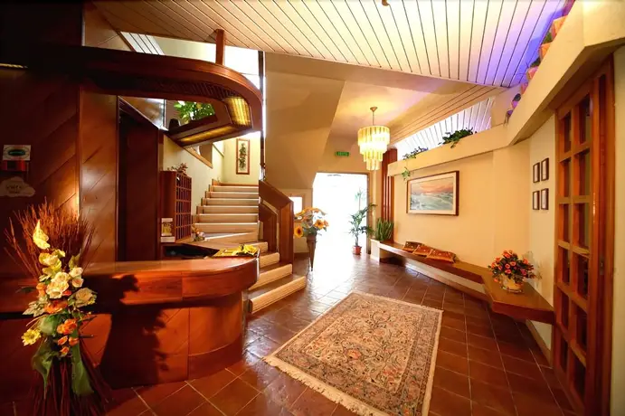 Хлорака: St. George Gardens & Suites