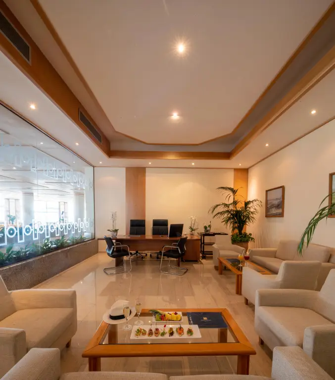 Пафос: Отель Constantinou Bros Athena Royal Beach