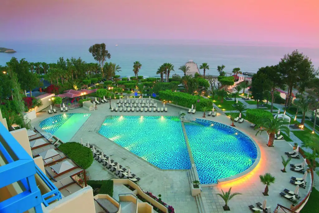 Парекклисия: Elias Beach Hotel