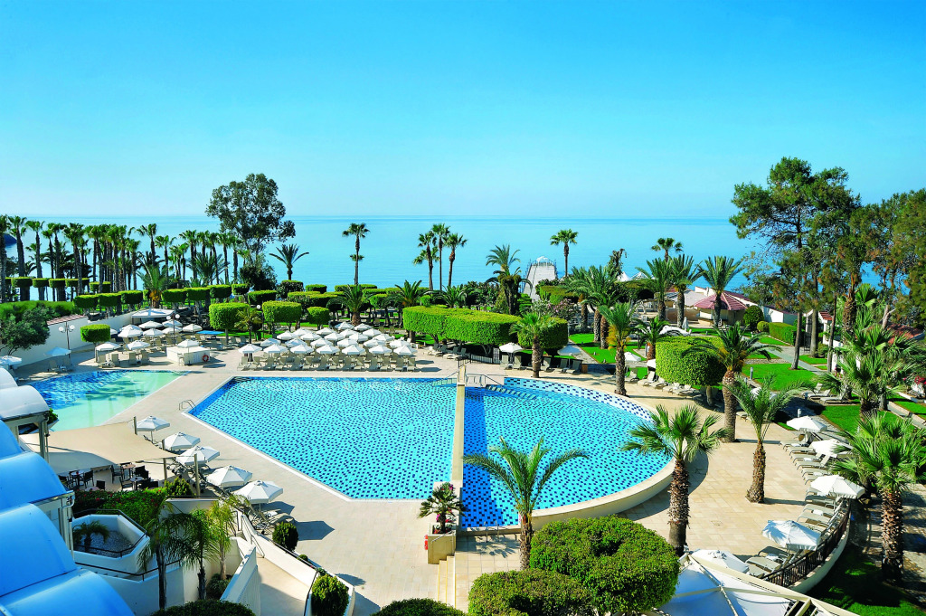 Парекклисия: Elias Beach Hotel