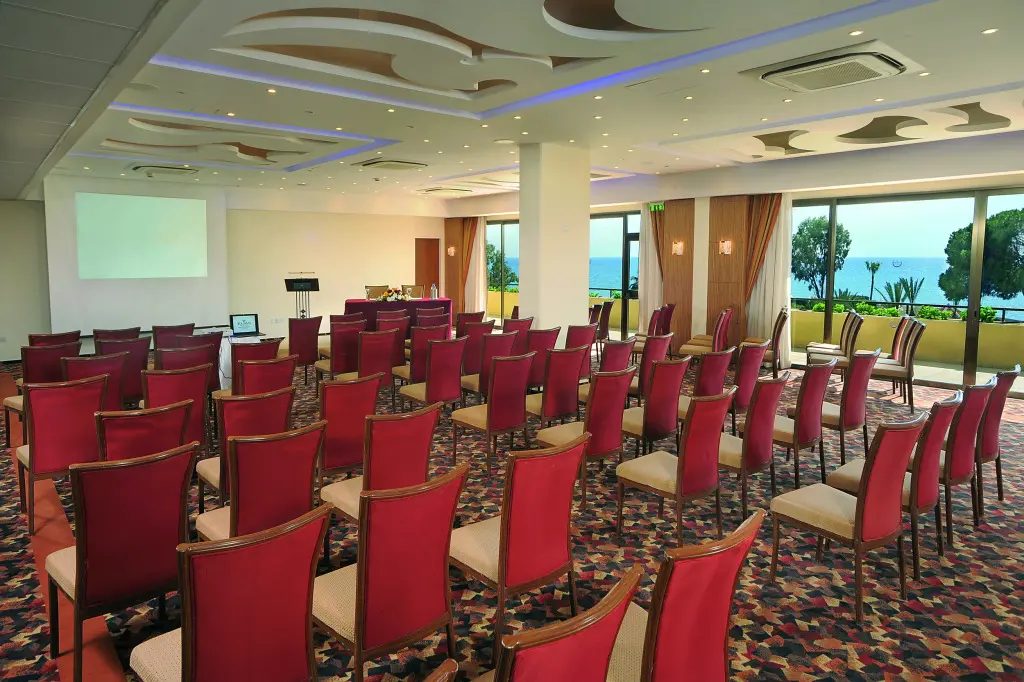 Парекклисия: Elias Beach Hotel