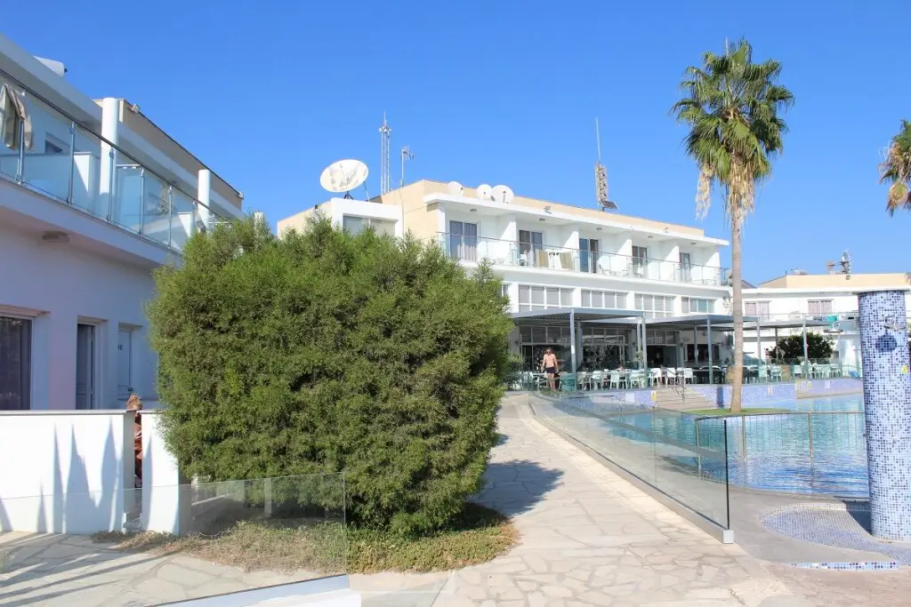 Айя-Напа: Fedrania Gardens Hotel