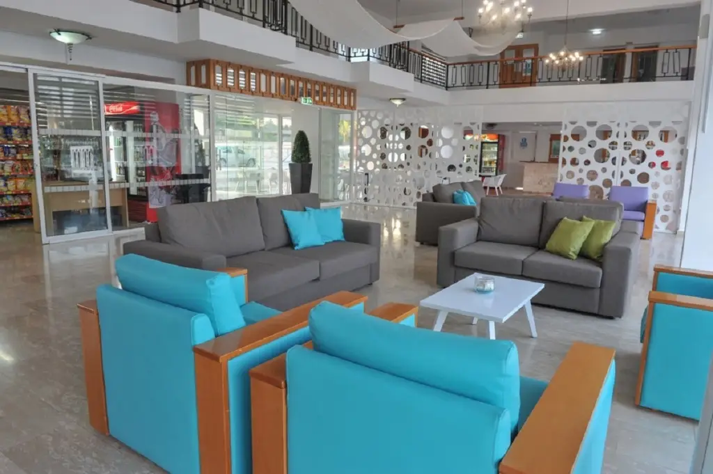 Айя-Напа: Fedrania Gardens Hotel