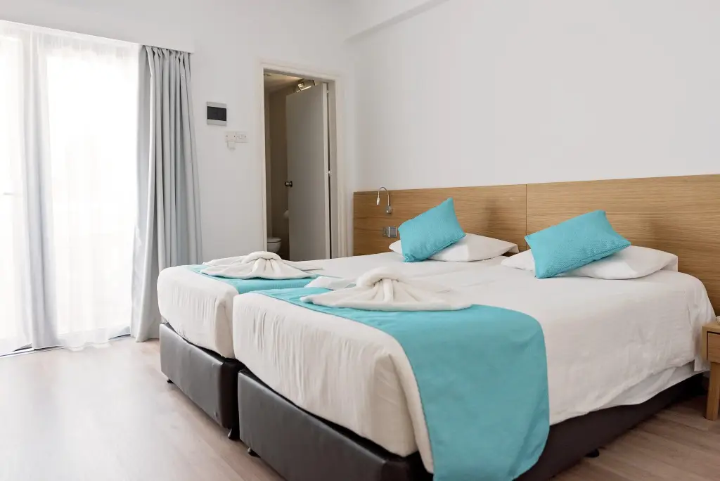 Пафос: Pyramos Hotel