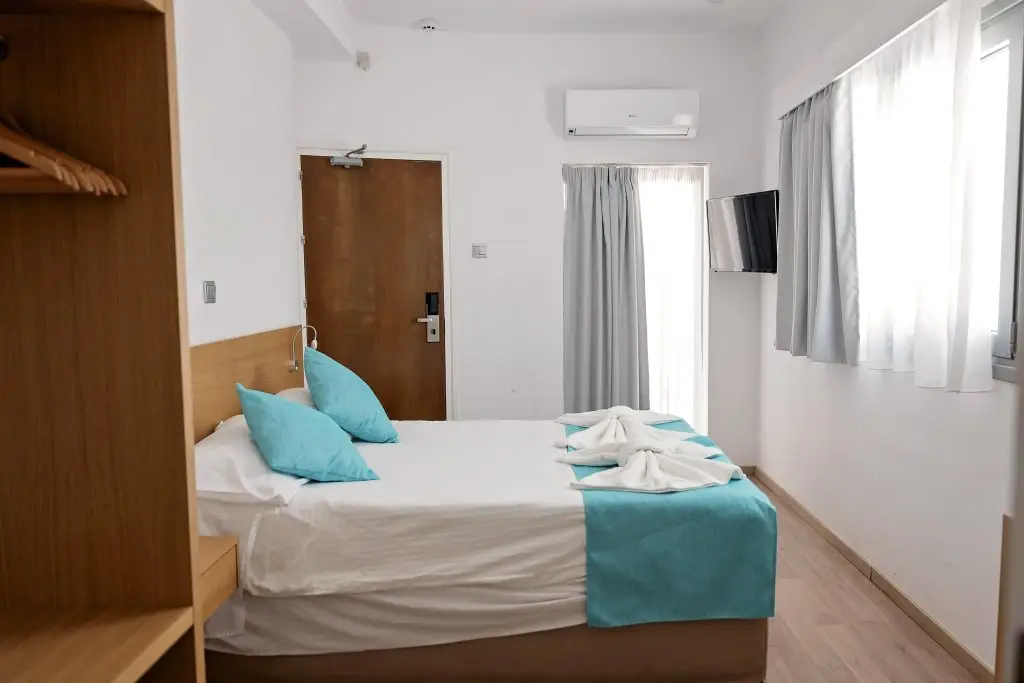 Пафос: Pyramos Hotel