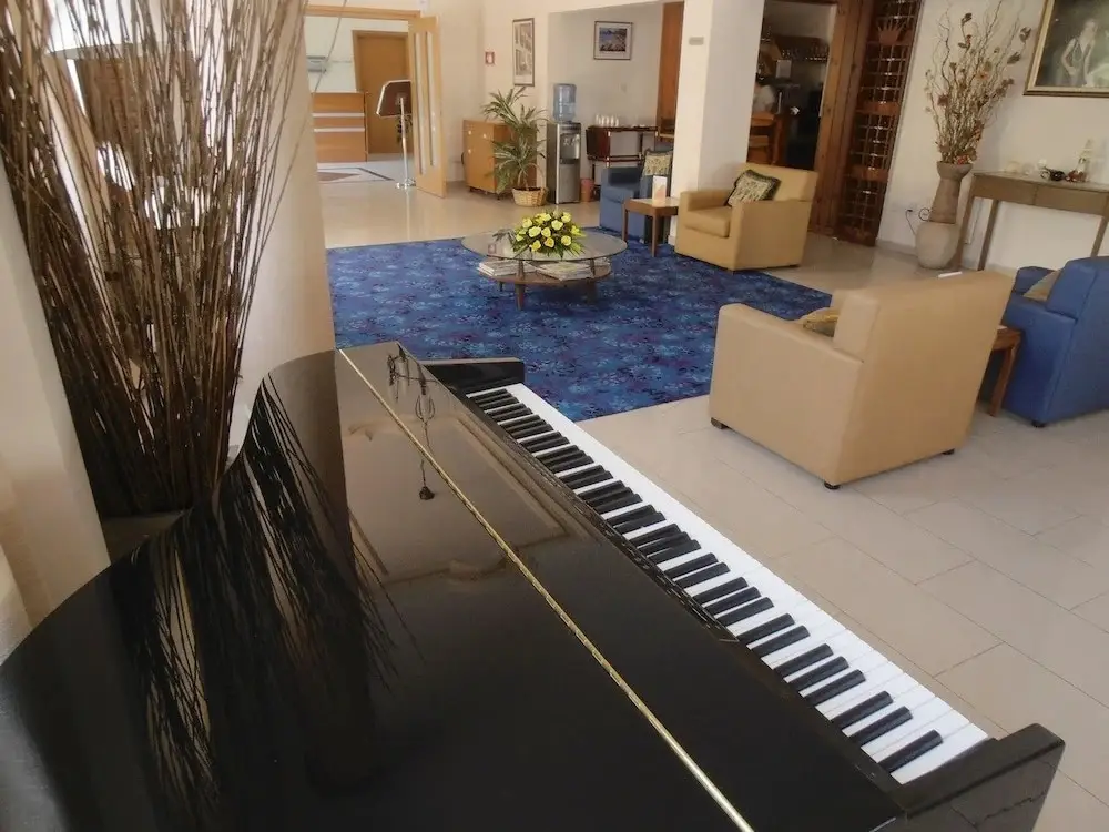 Никосия: Crown Inn Hotel