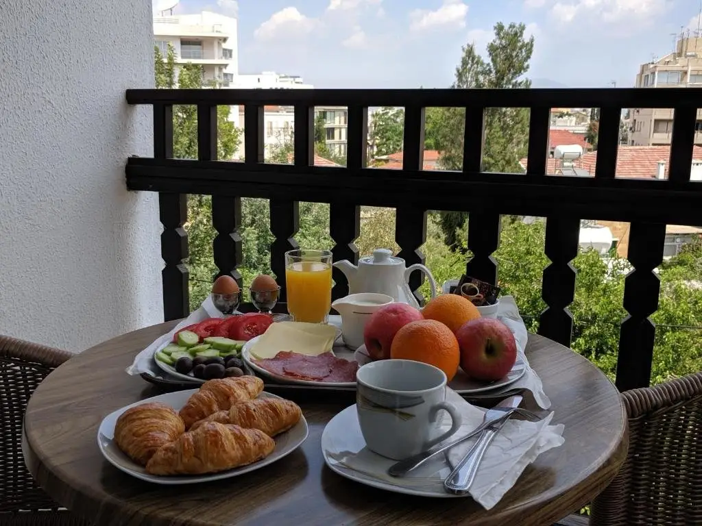 Никосия: Lordos Hotel Apartments