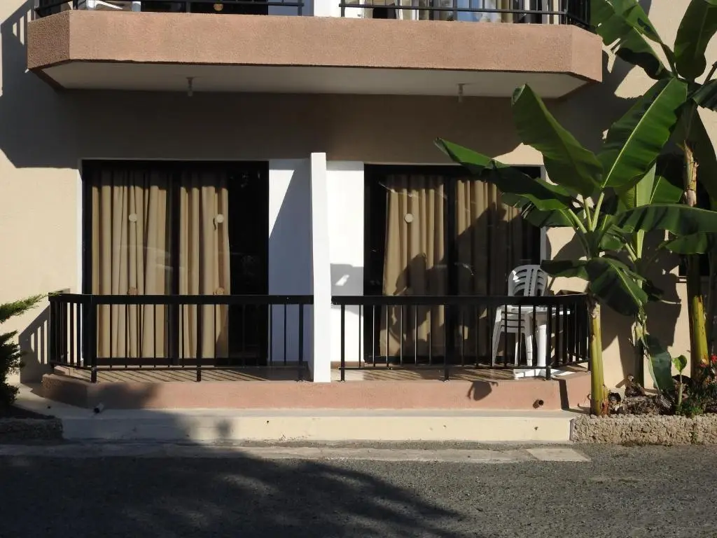 Киссонерга: Anna Hotel Apartments