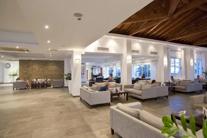 Хлорака: Akti Beach Village Resort