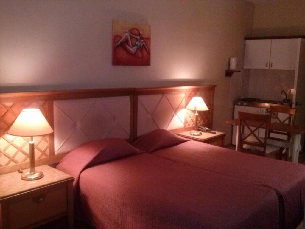Гермасойя: Estella Hotel Apartments