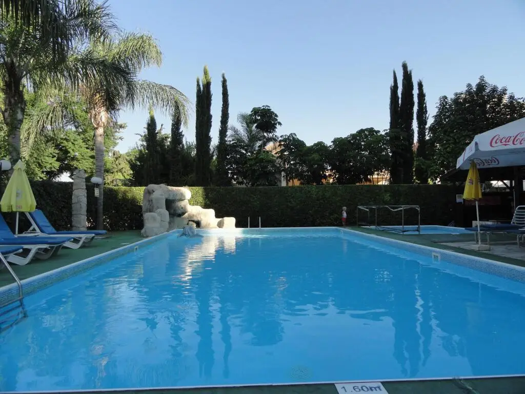Гермасойя: Estella Hotel Apartments