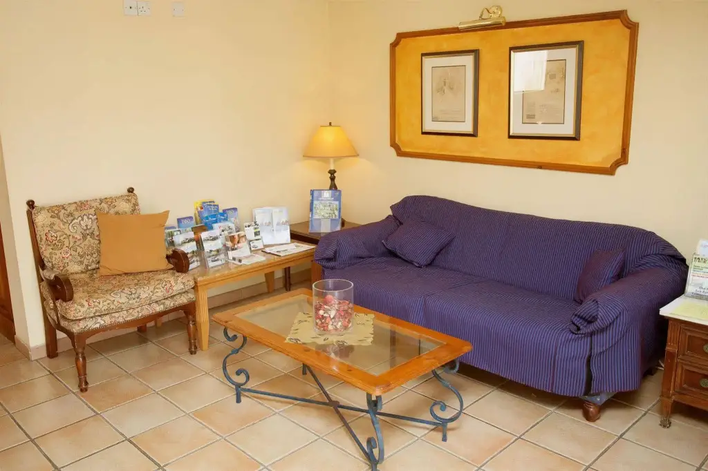 Гермасойя: Estella Hotel Apartments