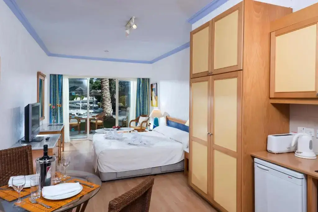 Пафос: Paphos Gardens Holiday Resort