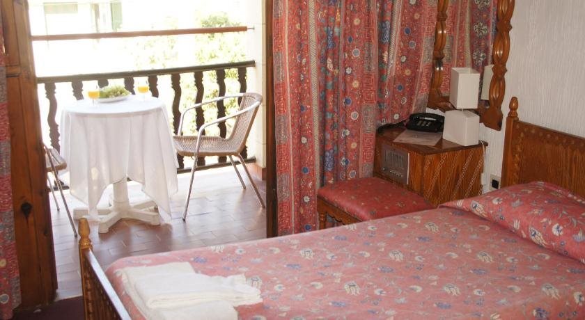 Никосия: Averof Hotel