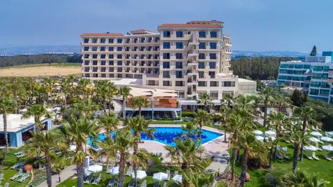 Aquamare Beach Hotel & Spa — фото 1