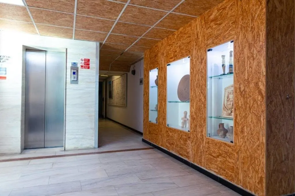 Пафос: Nereus Hotel