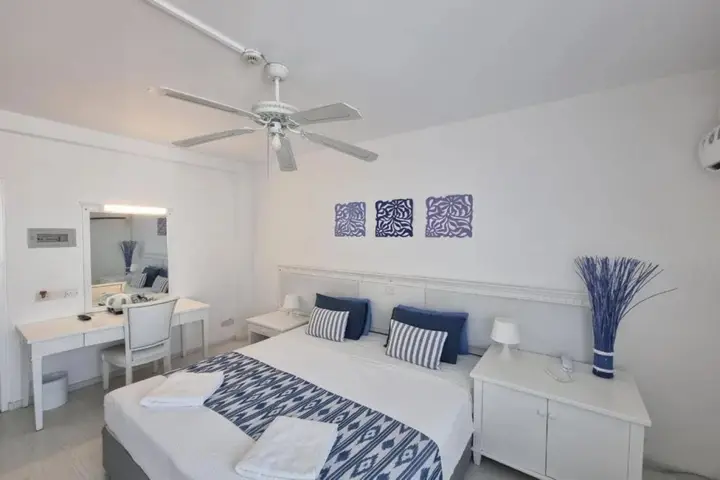 Пафос: Nereus Hotel