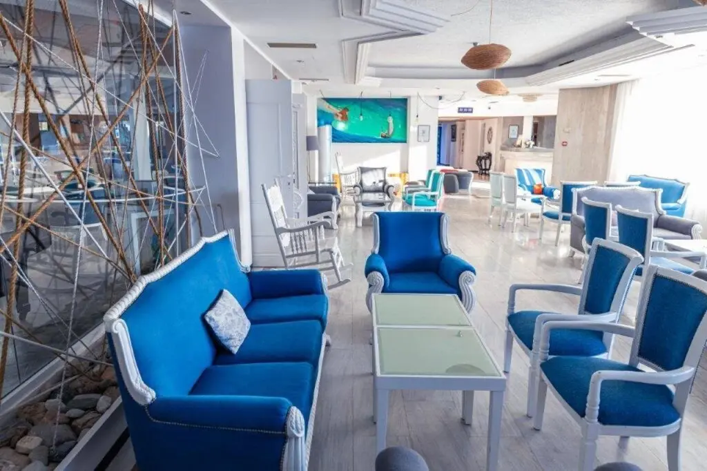 Пафос: Nereus Hotel