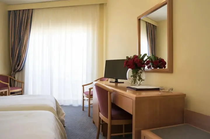 Пафос: Aloe Hotel