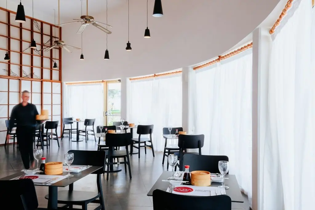 Пафос: Louis Imperial Beach Hotel