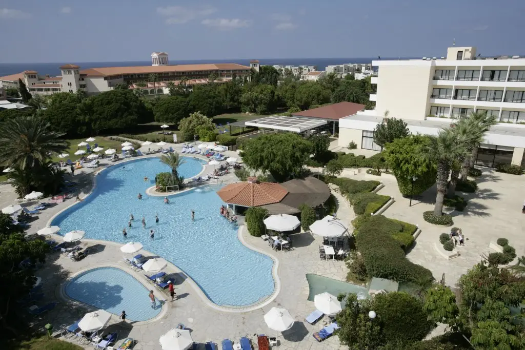 Пафос: Avanti Hotel