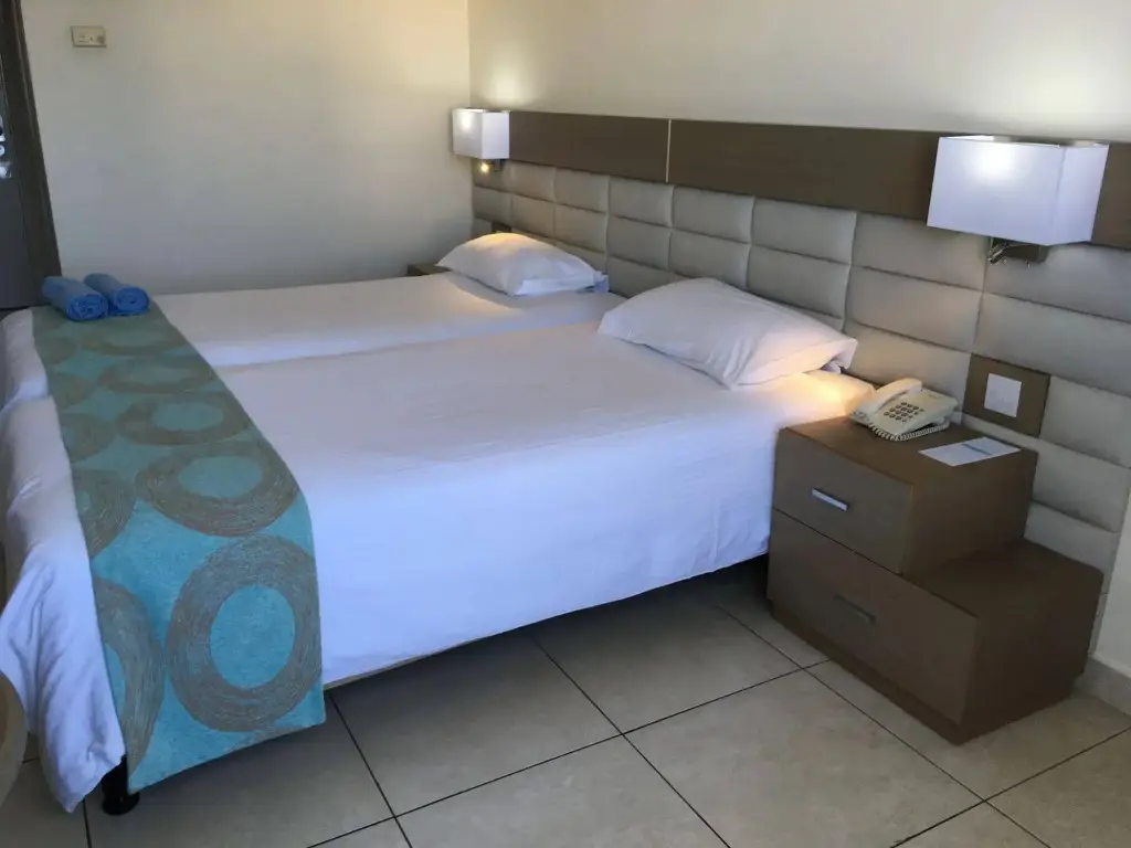 Пафос: Avanti Hotel