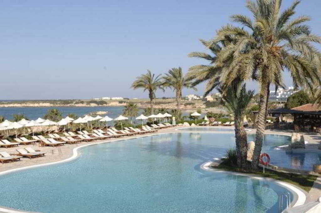 Пейя: Coral Beach Hotel and Resort
