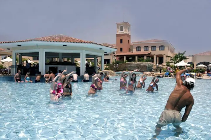 Пафос: Avanti Holiday Village