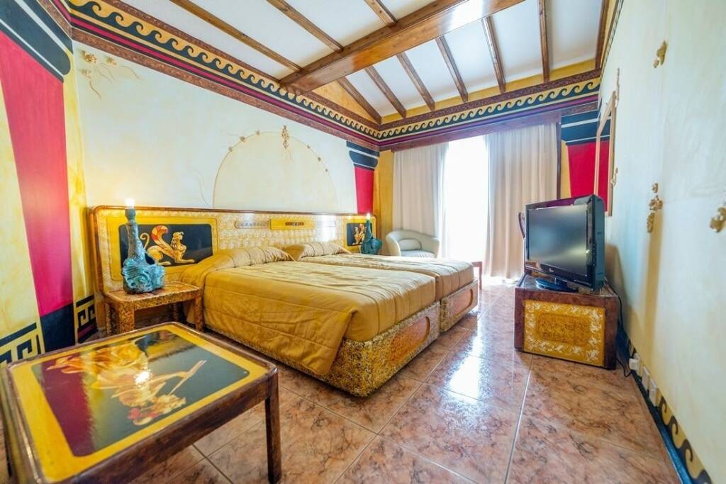Roman Boutique Hotel — фото 1