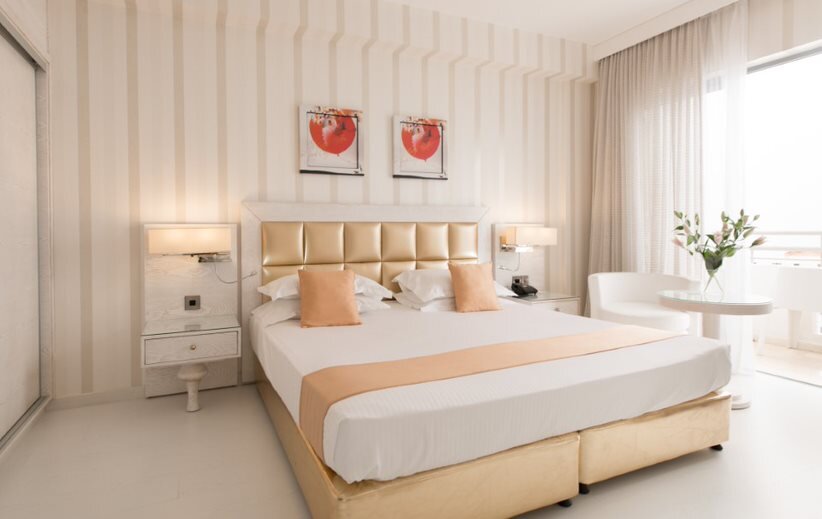 Хлорака: St. George Beach Hotel & Spa Resort