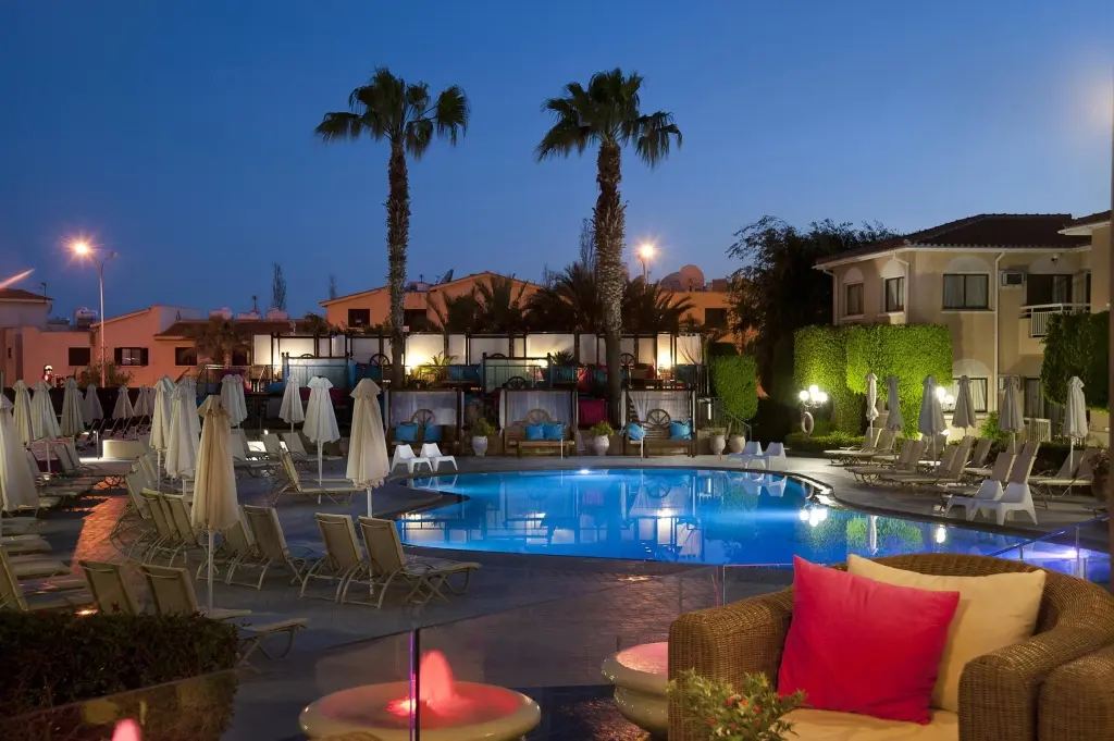 Пафос: King Jason Paphos - Designed for Adults By Louis Hotels