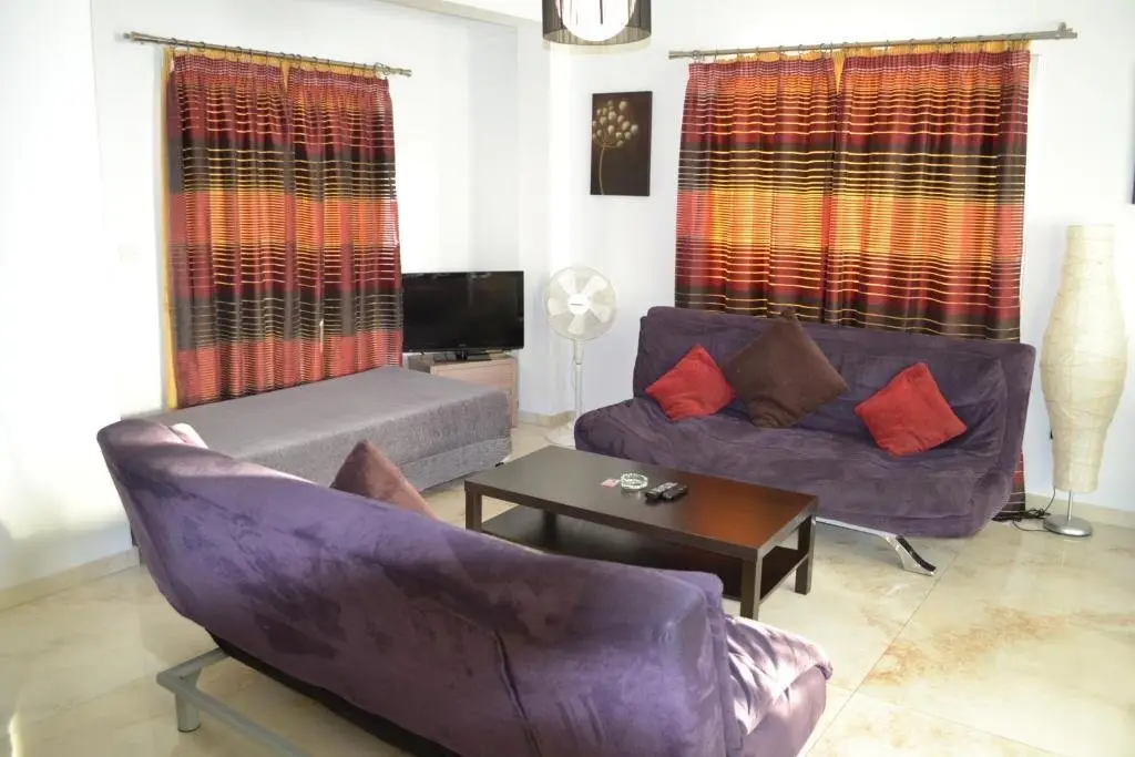 Айя-Напа: Makronissos Beach Villas
