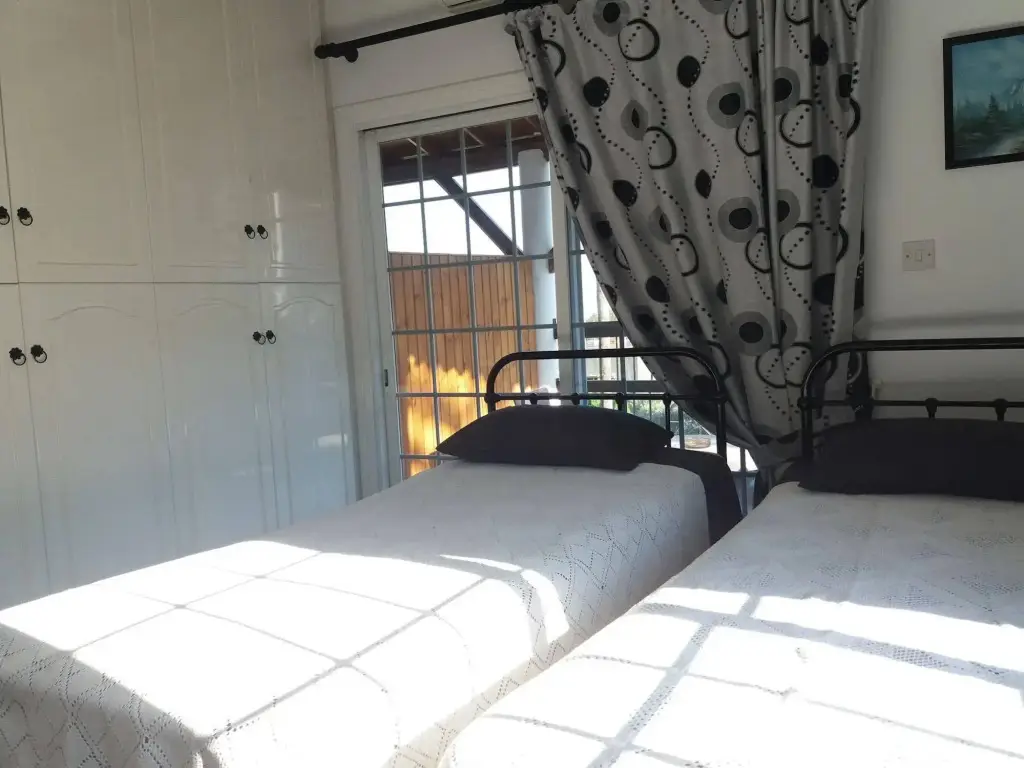 Гермасойя: Greenfields Country Club