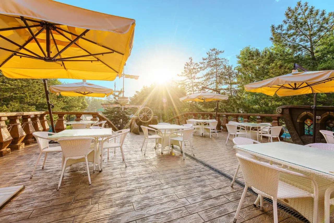 Витязево: Lazurniy Bereg All Inclusive