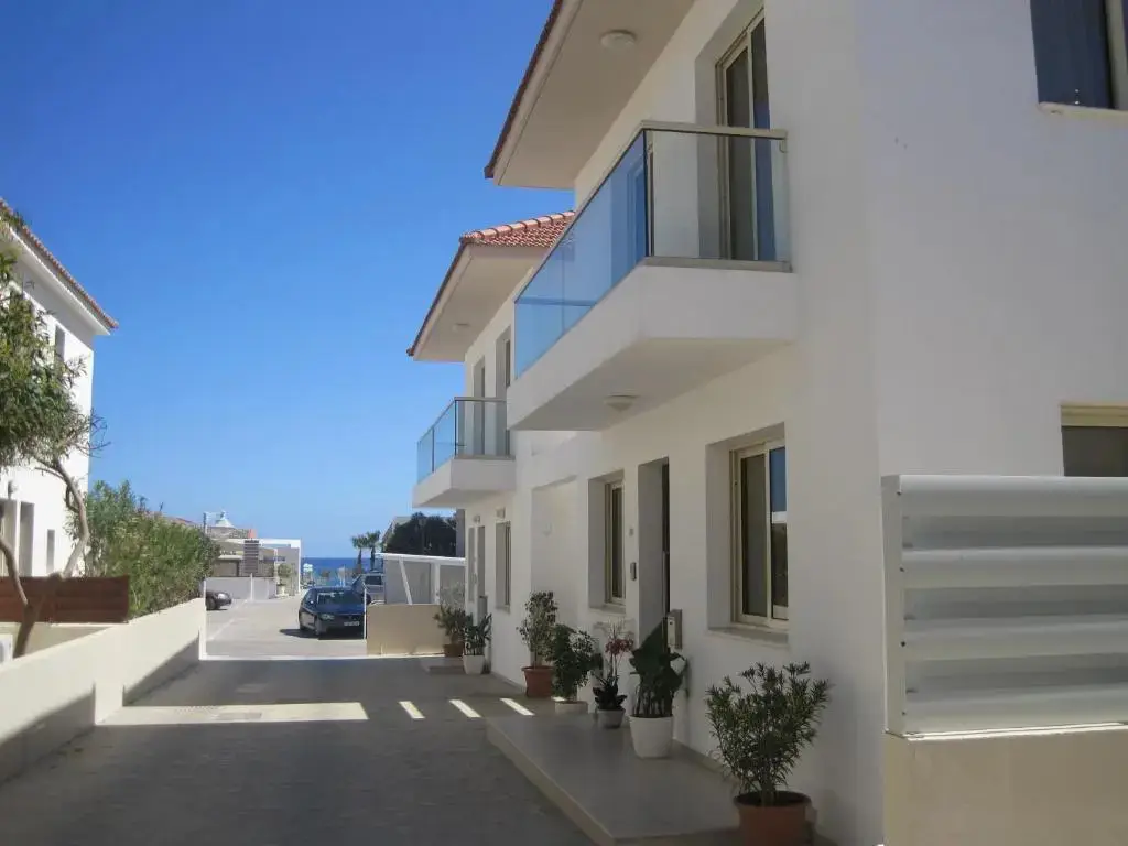 Polyxenia Isaak Luxury Villas and Apartments — фото 1