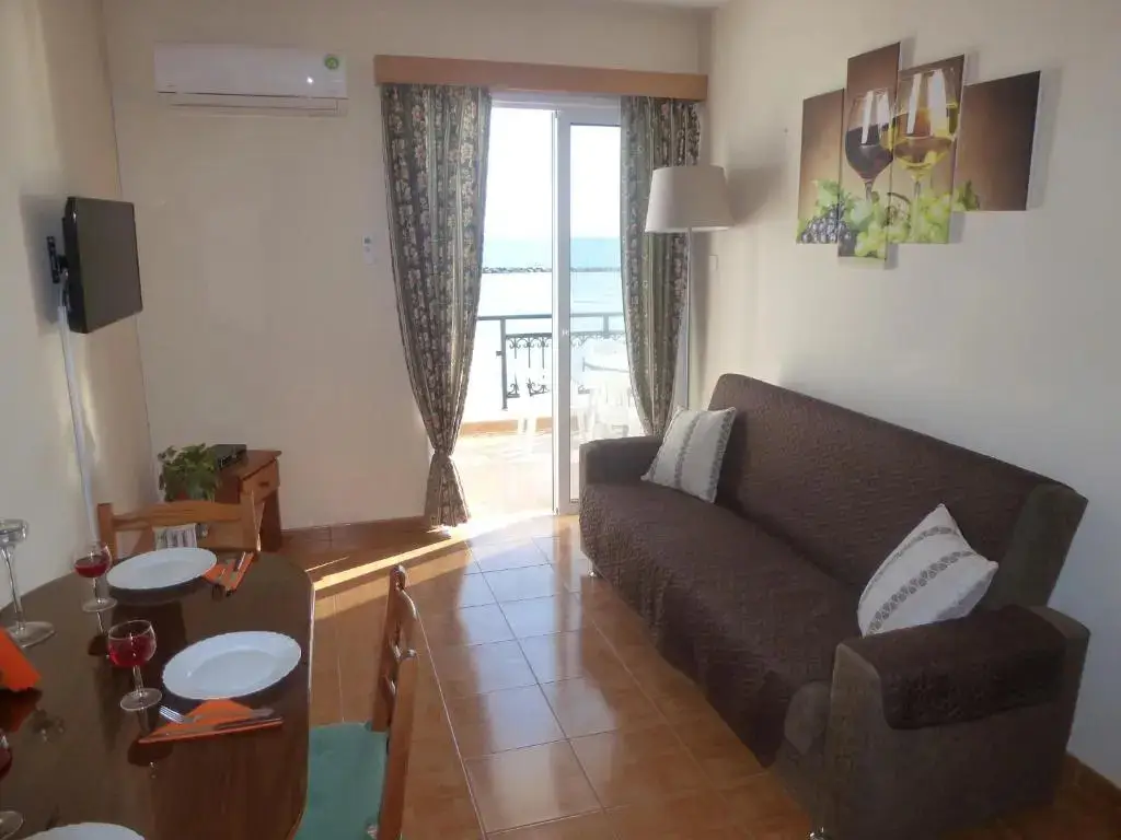 Ларнака: Philippou Beach Villas & Apartments