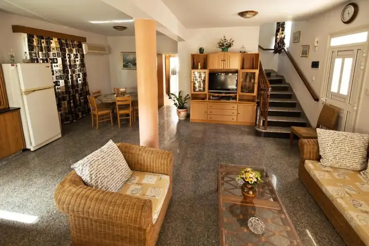 Ларнака: Philippou Beach Villas & Apartments