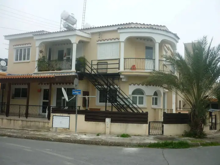 Ларнака: Larnaca Budget Residences
