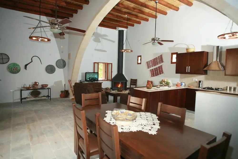 Киссонерга: Areti Courtyard Villa