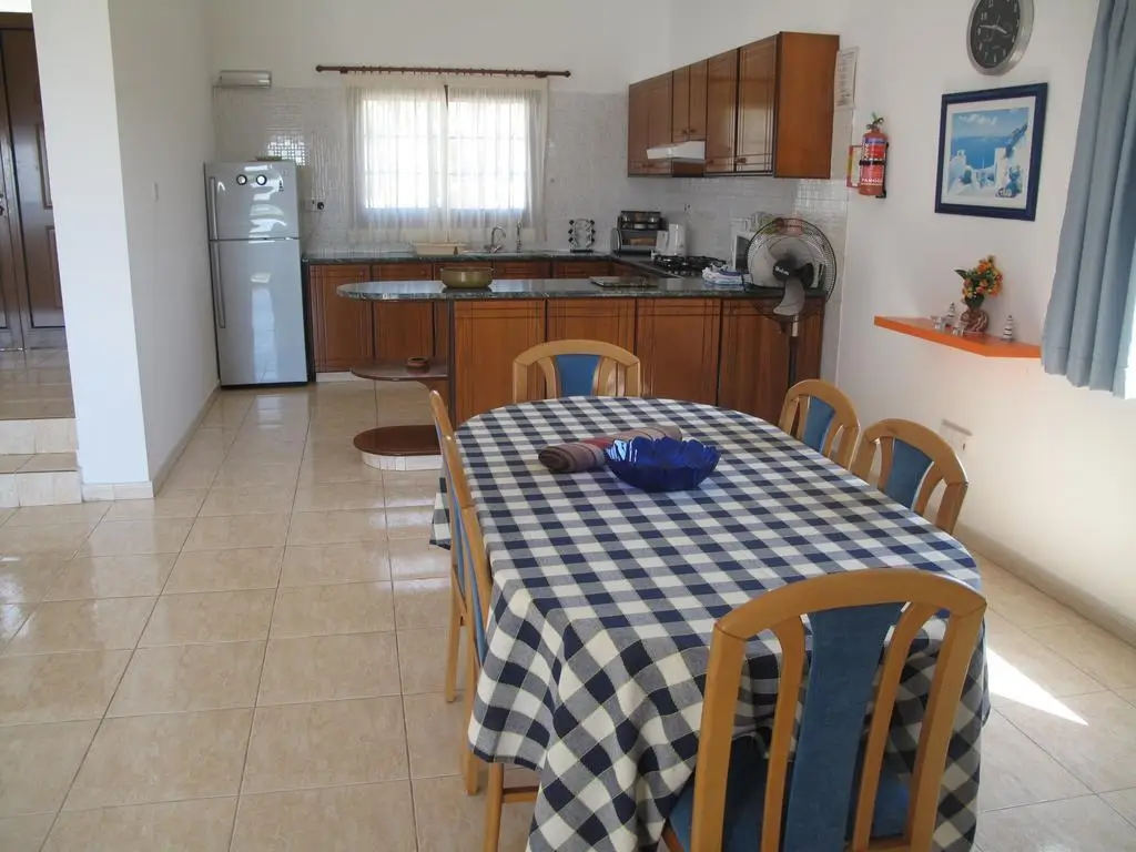 Полис Хрисохус: Chriseleni Latchi Villas