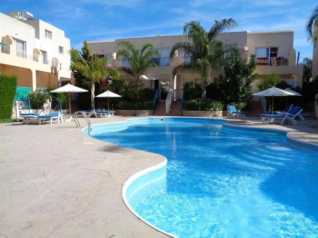 Гермасойя: Blue Oasis Gardens