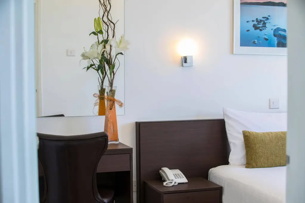 Ларнака: Costantiana Beach Hotel Apartments